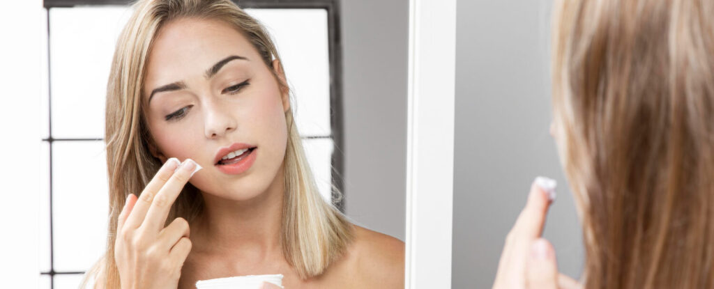 cremas manchas en el bigote