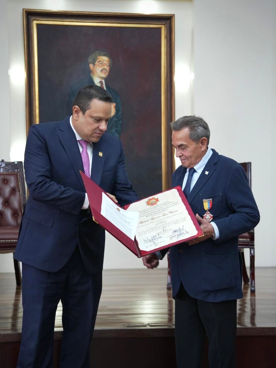 Dr. Gabriel Serrano Receives the Order of Democracy Simón Bolívar